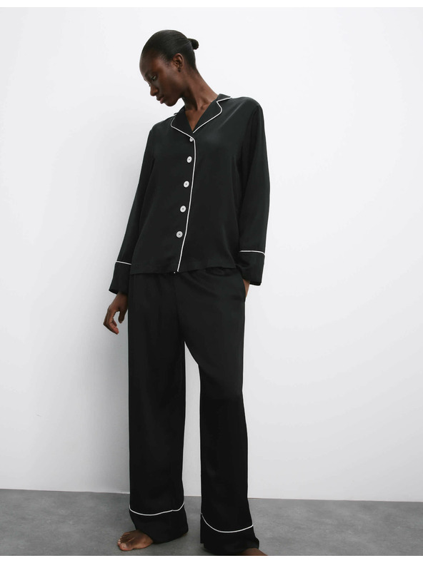 Marks & Spencer Saténová pyžamová souprava s klopami Marks & Spencer černá