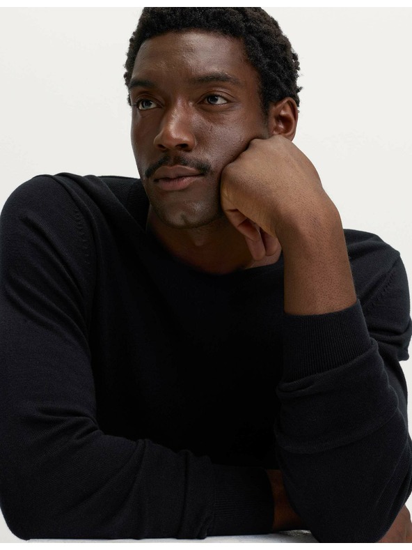 Marks & Spencer Čistě bavlněný svetr s výstřihem do V Marks & Spencer černá