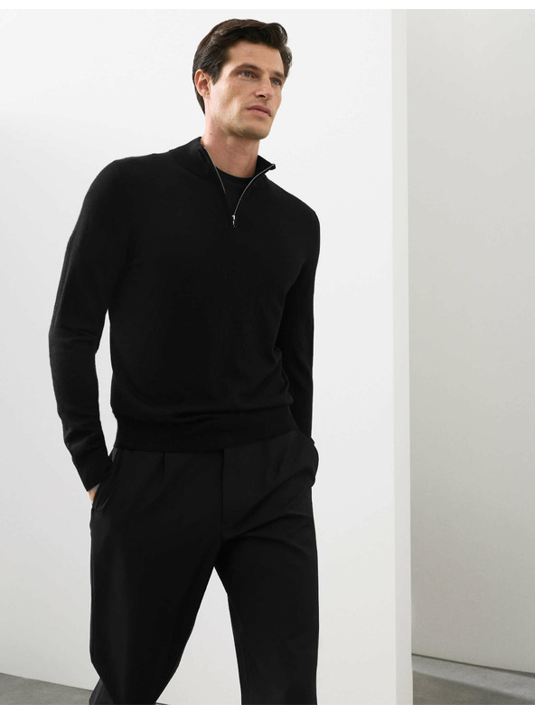 Marks & Spencer Svetr s krátkým zipem z čisté extra jemné vlny merino Marks & Spencer černá