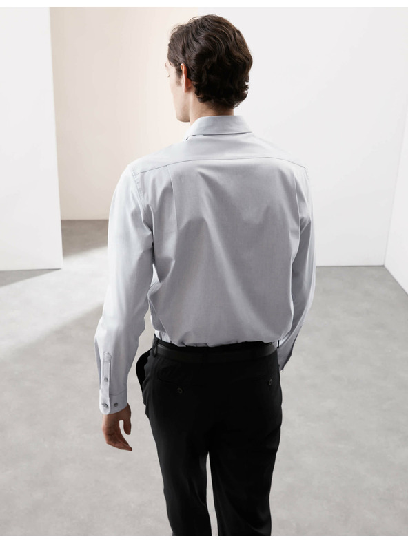 Marks & Spencer Strečová bavlněná košile klasického střihu s technologií 360 Flex™ Marks & Spencer šedá