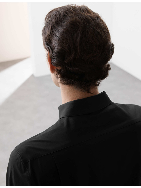 Marks & Spencer Strečová bavlněná košile klasického střihu s technologií 360 Flex™ Marks & Spencer černá