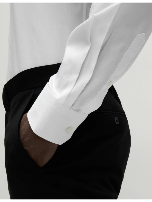 Marks & Spencer Košile z bavlny klasického střihu s nežehlivou úpravou Marks & Spencer bílá