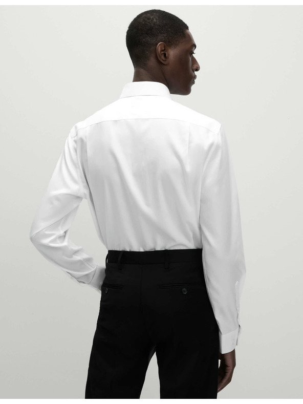 Marks & Spencer Košile z bavlny klasického střihu s nežehlivou úpravou Marks & Spencer bílá