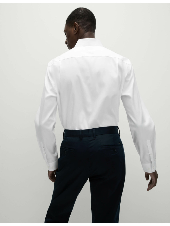 Marks & Spencer Košile z čisté bavlny klasického střihu s nežehlivou úpravou Marks & Spencer bílá