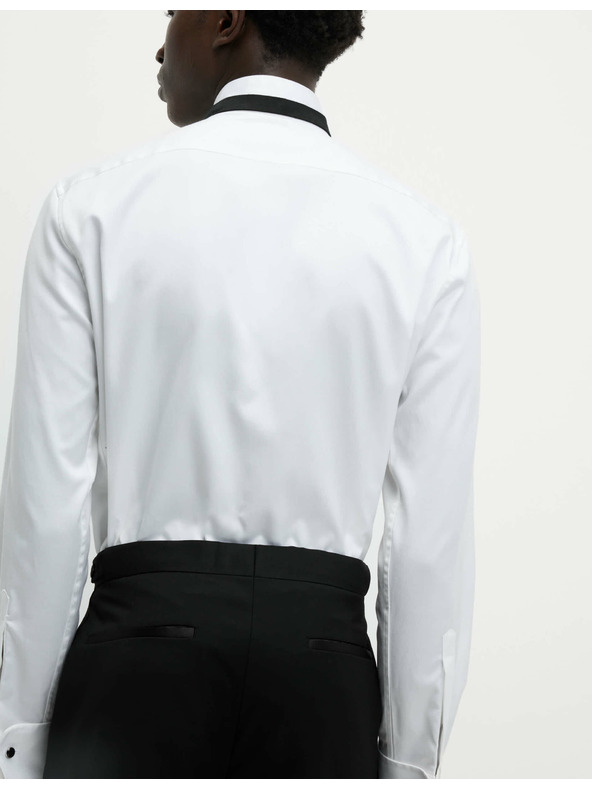 Marks & Spencer Košilové šaty mírně zúženého střihu z luxusní bavlny s dvojitou manžetou Marks & Spencer bílá