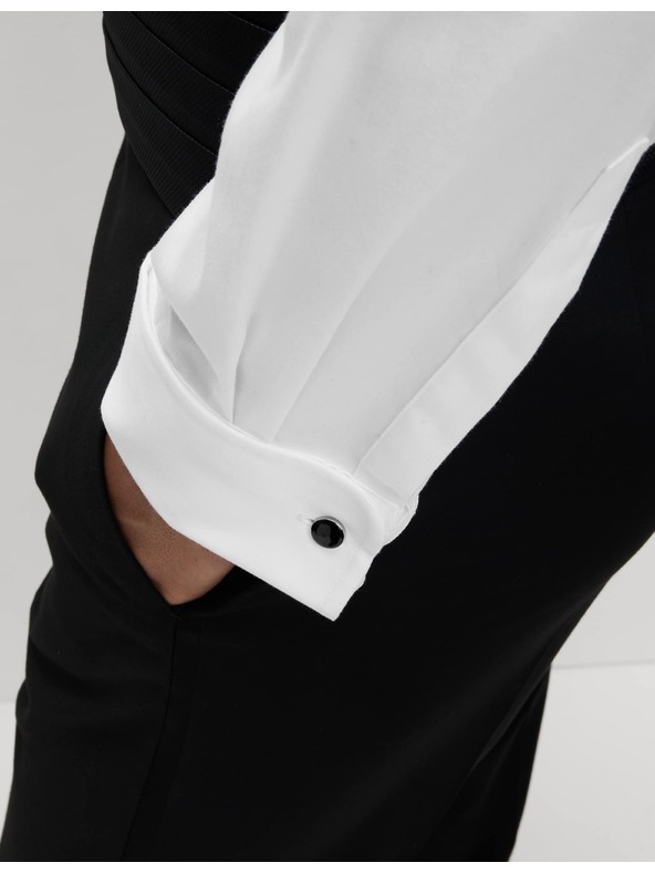 Marks & Spencer Košilové šaty úzkého střihu z luxusní bavlny s dvojitou manžetou Marks & Spencer bílá