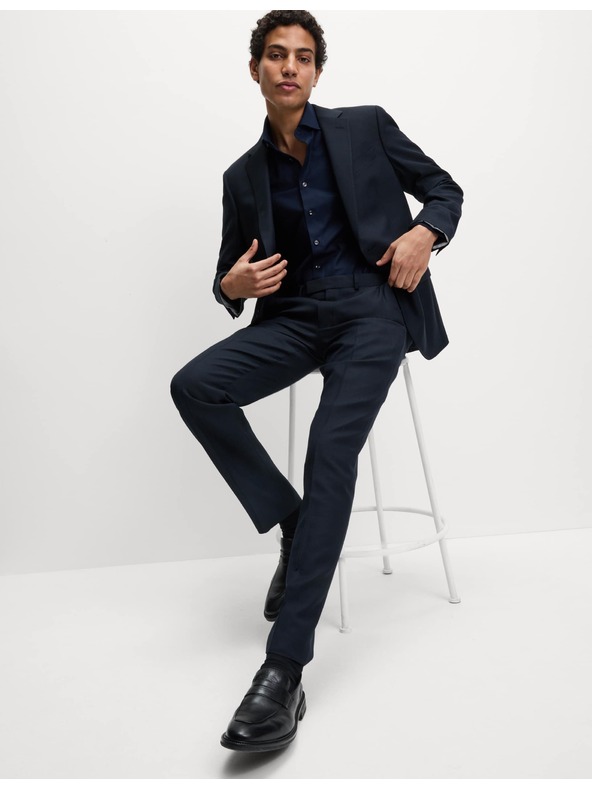 Marks & Spencer Keprová košile úzkého střihu z luxusní bavlny s dvojitou manžetou Marks & Spencer námořnická modrá