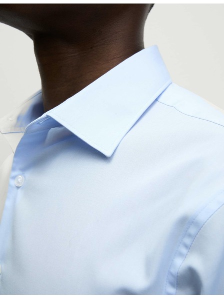 Marks & Spencer Košile úzkého střihu ze směsi bavlny s nežehlivou úpravou Marks & Spencer modrá