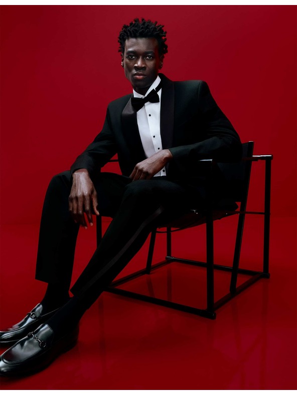 Marks & Spencer Smokingové kalhoty úzkého střihu se strečem Marks & Spencer černá