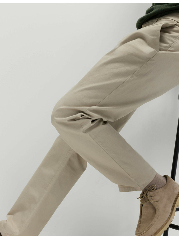 Marks & Spencer Strečové chino kalhoty normálního střihu Marks & Spencer béžová