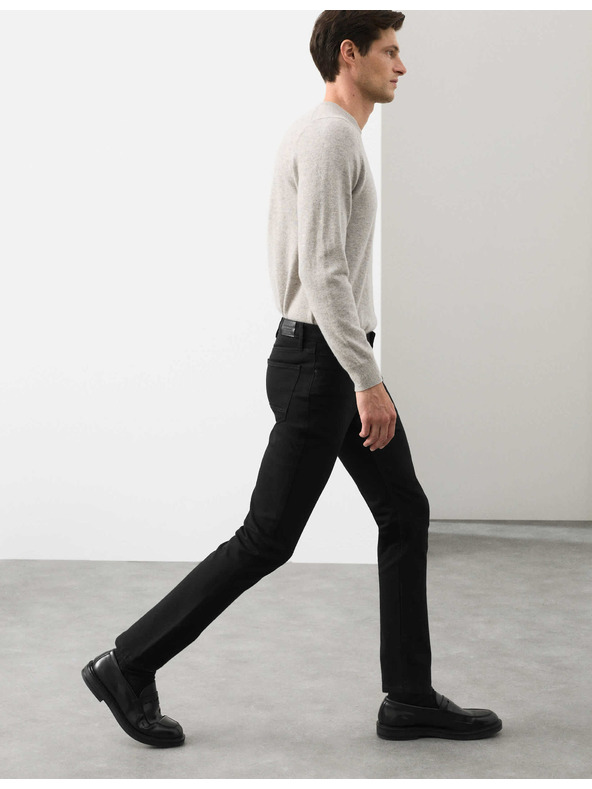 Marks & Spencer Strečové džíny úzkého střihu s 360 pružností Marks & Spencer černá