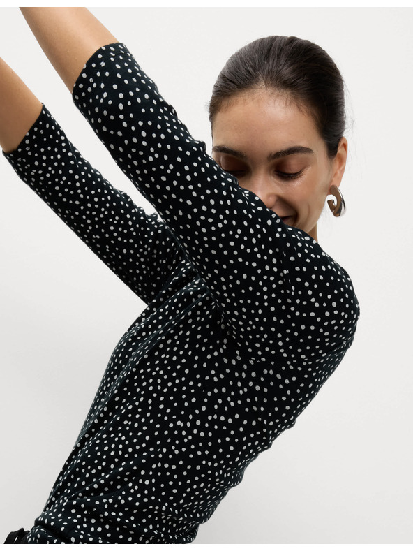 Marks & Spencer Top z čisté bavlny s lodičkovým výstřihem a potiskem, přiléhavý střih Marks & Spencer černá