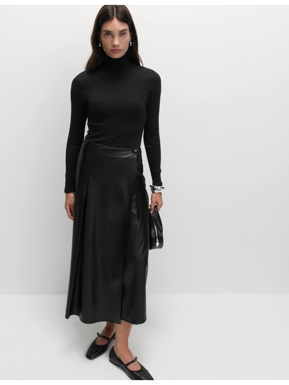 Marks & Spencer Žebrovaný top s vysokým límcem a vysokým podílem bavlny Marks & Spencer černá