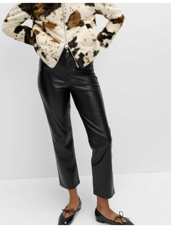 Marks & Spencer Kalhoty z umělé kůže s rovnými nohavicemi Marks & Spencer černá