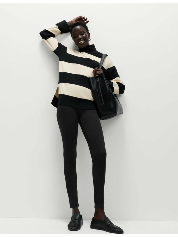 Marks & Spencer Džegíny s vysokým pasem Marks & Spencer černá