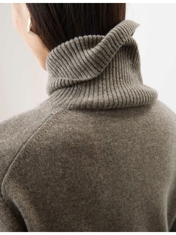 Marks & Spencer Svetr z čistého kašmíru s rolákovým límcem Marks & Spencer hnědá