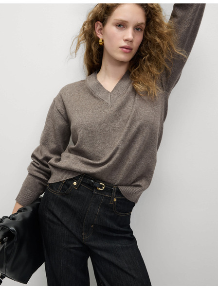 Marks & Spencer Svetr s výstřihem do V z kožešinové příze Marks & Spencer hnědá