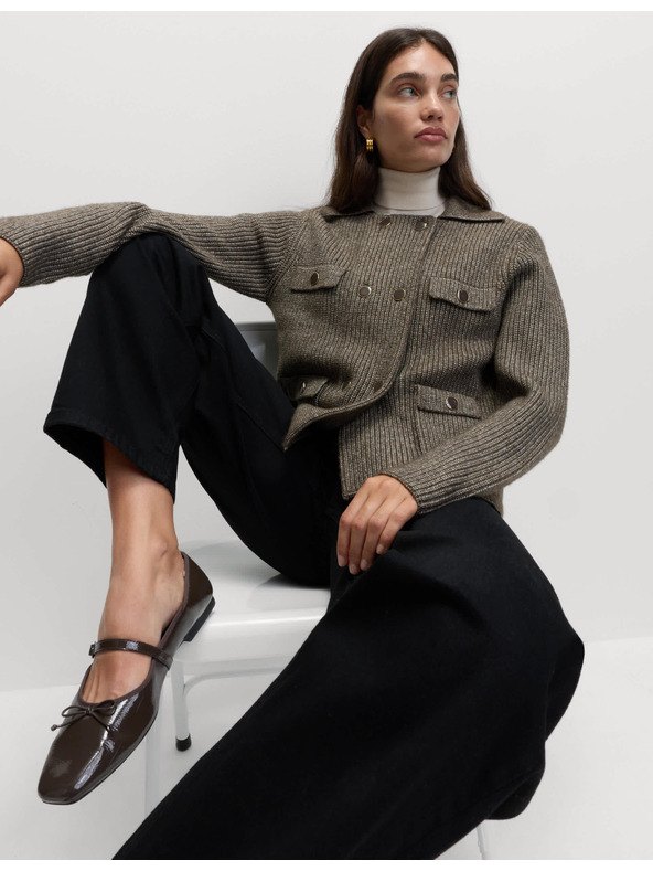 Marks & Spencer Pletená bunda s mračnatými vlákny a ozdobnými kapsami Marks & Spencer béžová