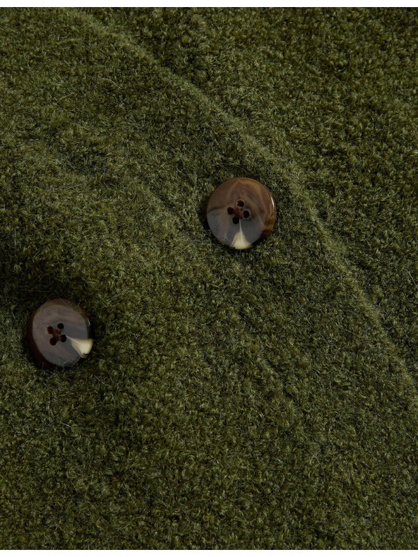 Marks & Spencer Kardigan z buklé, s knoflíky na přední straně a výstřihem do V, s obsahem vlny Marks & Spencer zelená