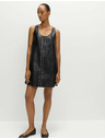 Marks & Spencer Zdobené mini šaty s umělou kůží Marks & Spencer černá