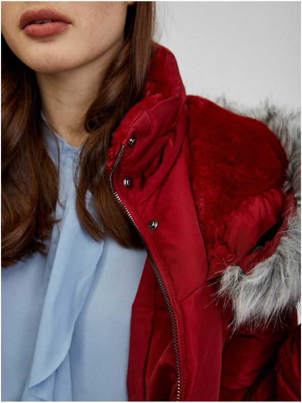 Orsay Vínový dámský péřový zimní kabát s kapucí a umělým kožíškem ORSAY