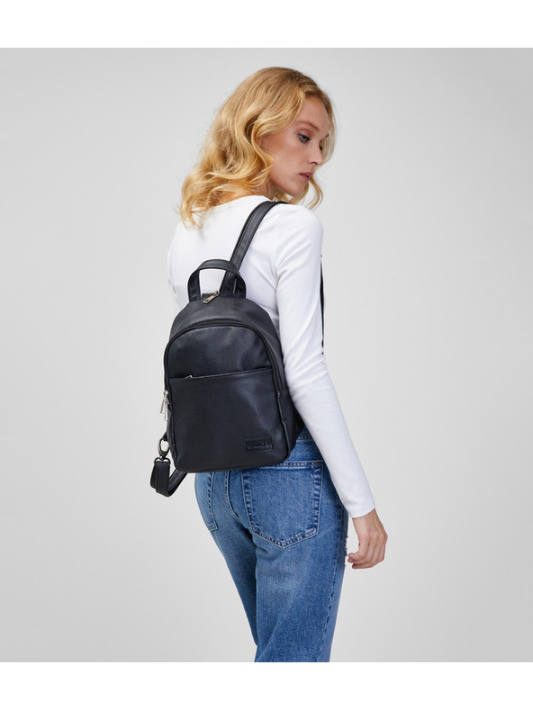 Sam 73 Černý dámský malý batoh SAM 73 Binde