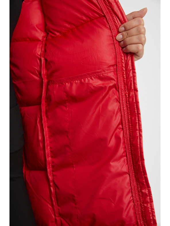 Sam 73 Červený dámský prošívaný kabát s kapucí SAM 73 Anna