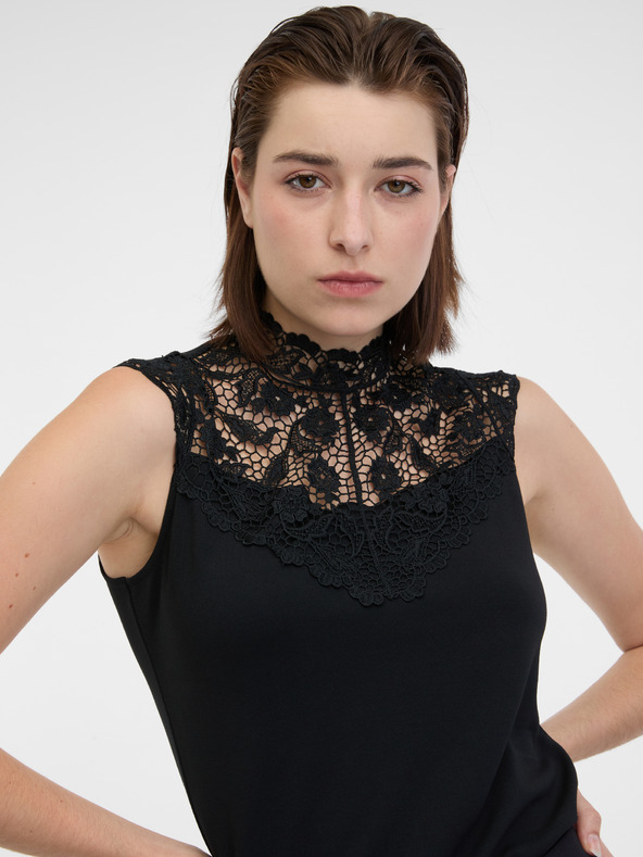 Orsay Černé dámské tričko s krajkovým detailem ORSAY