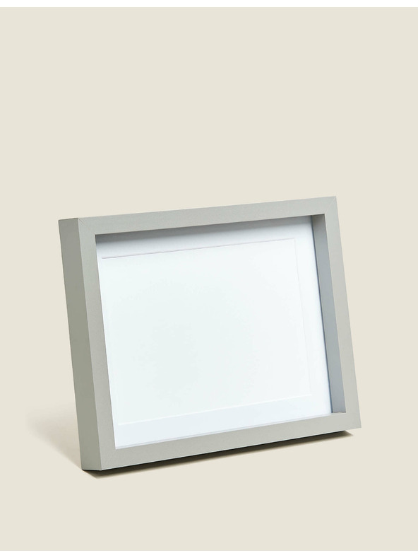 Marks & Spencer Dřevěný fotorámeček 13 x 18 cm Marks & Spencer šedá