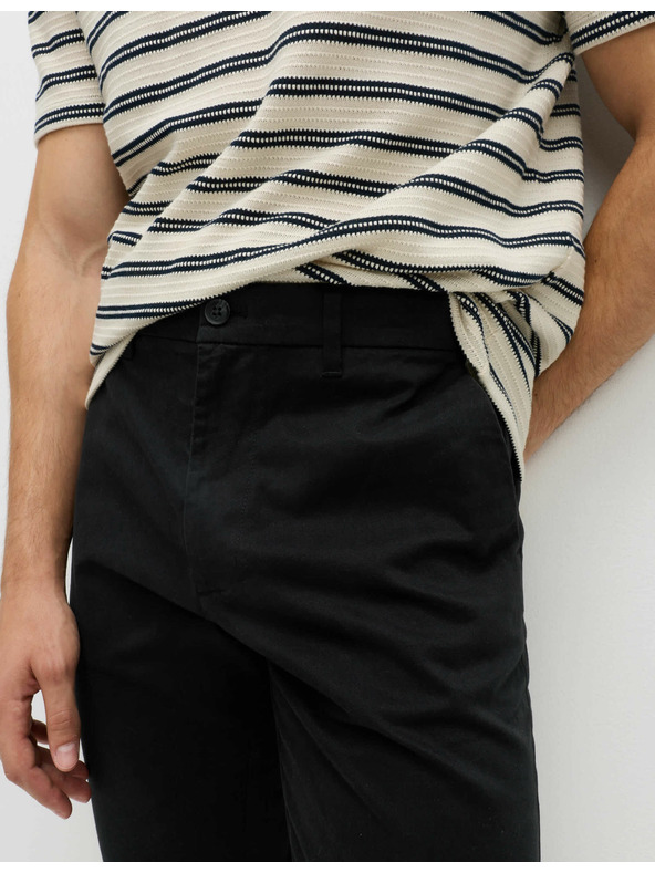 Marks & Spencer Strečové chino kalhoty úzkého střihu Marks & Spencer černá