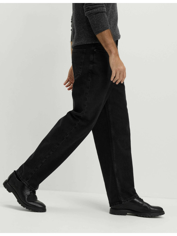 Marks & Spencer Authentic volné pevné džíny Marks & Spencer černá