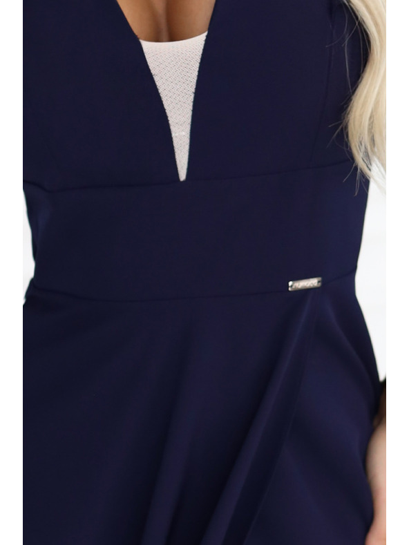 numoco Elegantní maxi šaty s volánky, hlubokým výstřihem a rozparkem na nohavici - tmavě modré