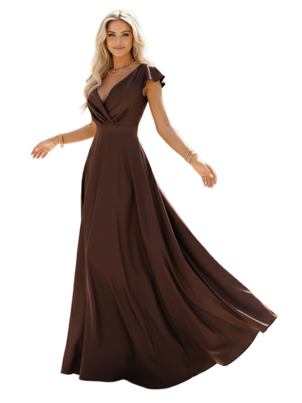 numoco CRYSTAL saténové dlouhé šaty s výstřihem - čokoládové