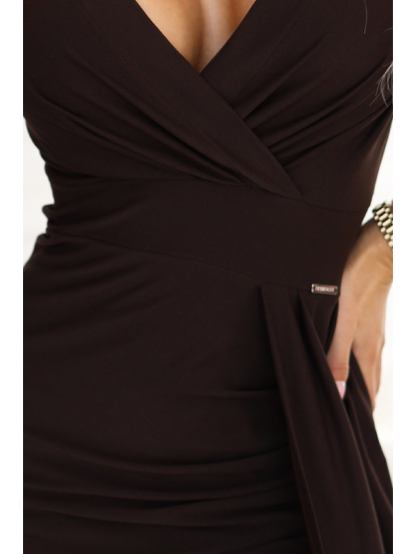 numoco Elegantní dlouhé šaty s zavinovacím výstřihem a rozparkem - čokoládově hnědé