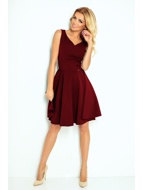 numoco Šaty - srdcovitý výstřih - burgundské barvy