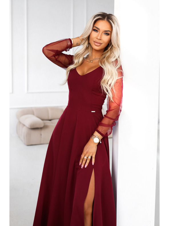 numoco LORETTA unikátní dlouhé šaty s tylovými rukávy a výstřihem - vínové