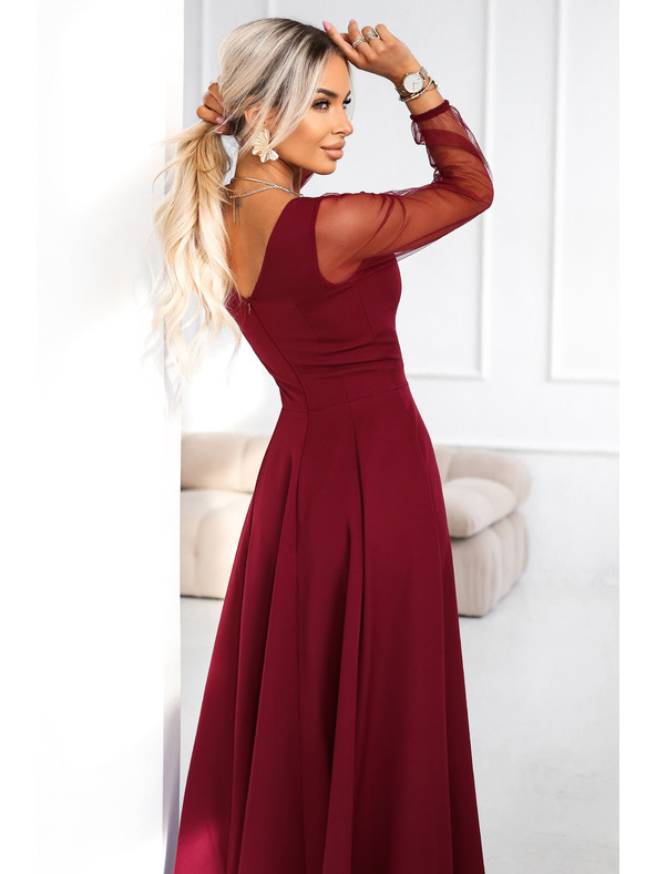 numoco LORETTA unikátní dlouhé šaty s tylovými rukávy a výstřihem - vínové