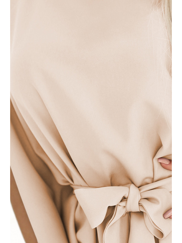 numoco SOFIA Motýlí šaty s vázáním v pase - tmavě béžové