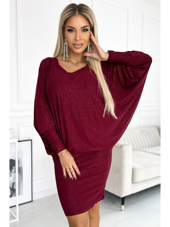 numoco Netopýří šaty s výstřihem - vínová barva se třpytkami