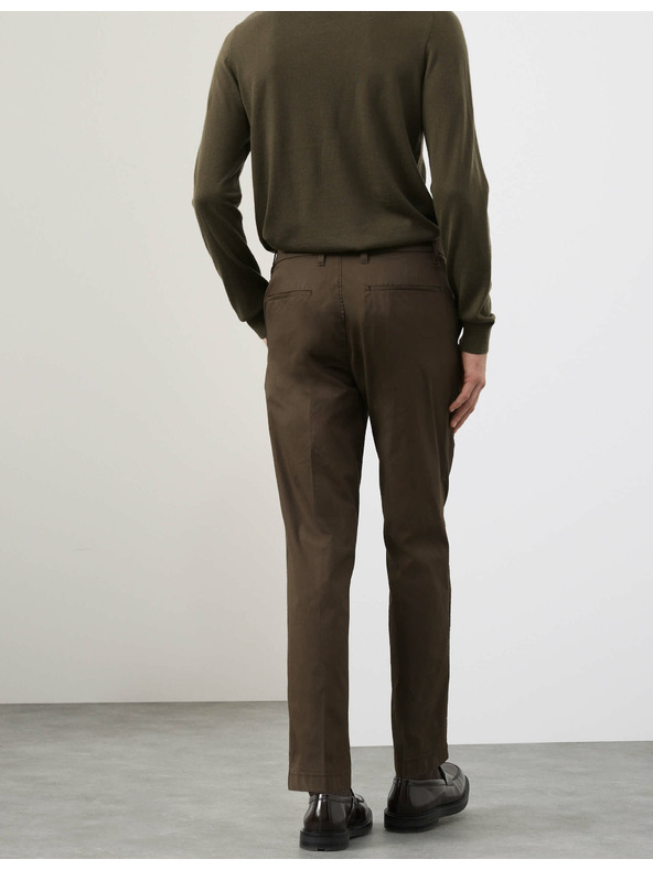 Marks & Spencer Super lehké chino kalhoty, normální střih Marks & Spencer zelená