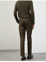 Marks & Spencer Super lehké chino kalhoty, normální střih Marks & Spencer zelená