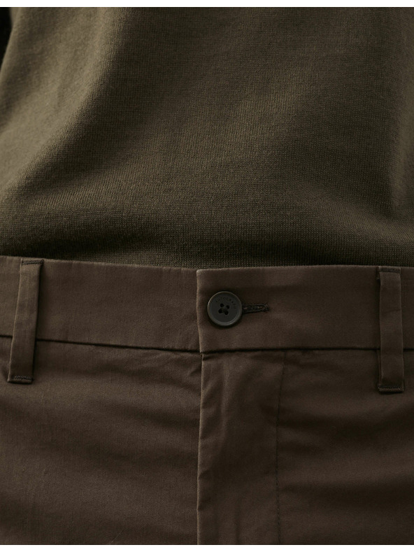 Marks & Spencer Super lehké chino kalhoty, normální střih Marks & Spencer zelená