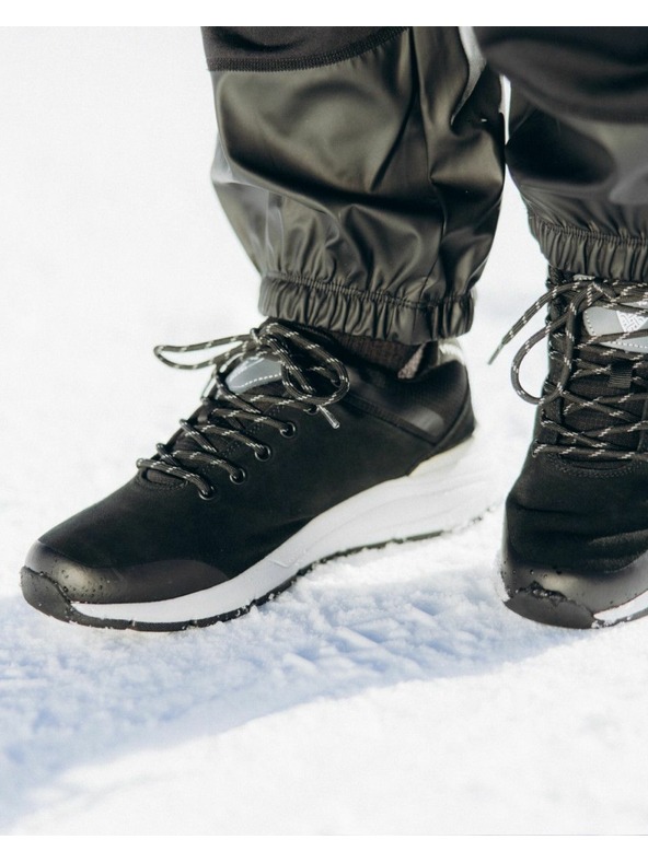 Kilpi Volnočasová sportovní obuv Kilpi MERAPI LOW WP-U Černá