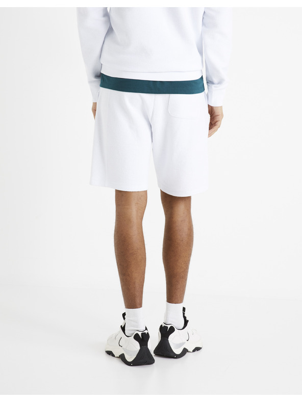 Celio Bílé pánské teplákové kraťasy Celio Doreverse