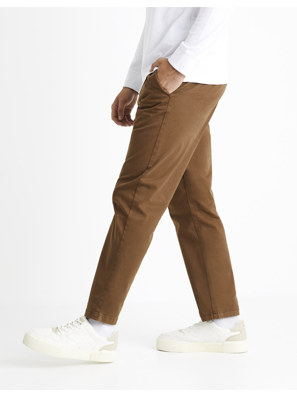 Celio Hnědé pánské kalhoty Celio Cochicrop