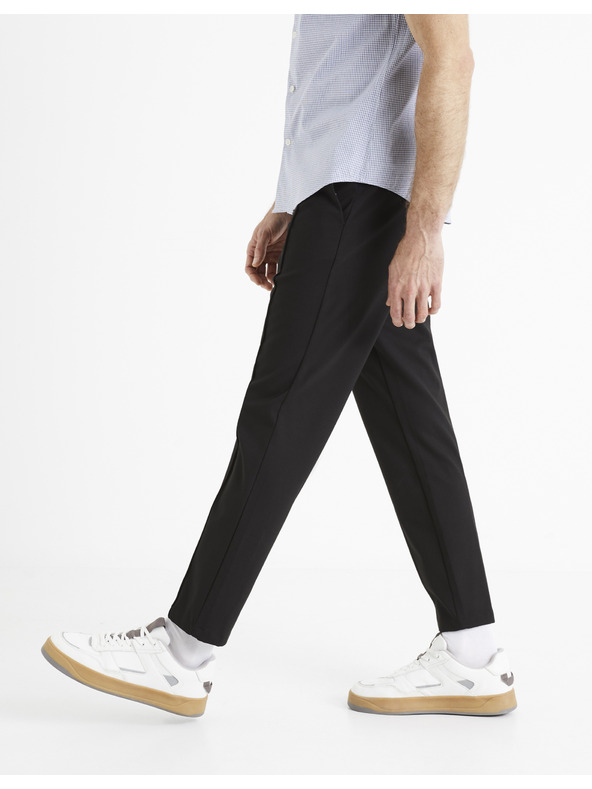 Celio Černé pánské kalhoty Celio 24H Cobozal