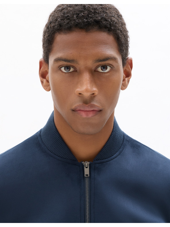 Celio Bunda bomber Nubomsued