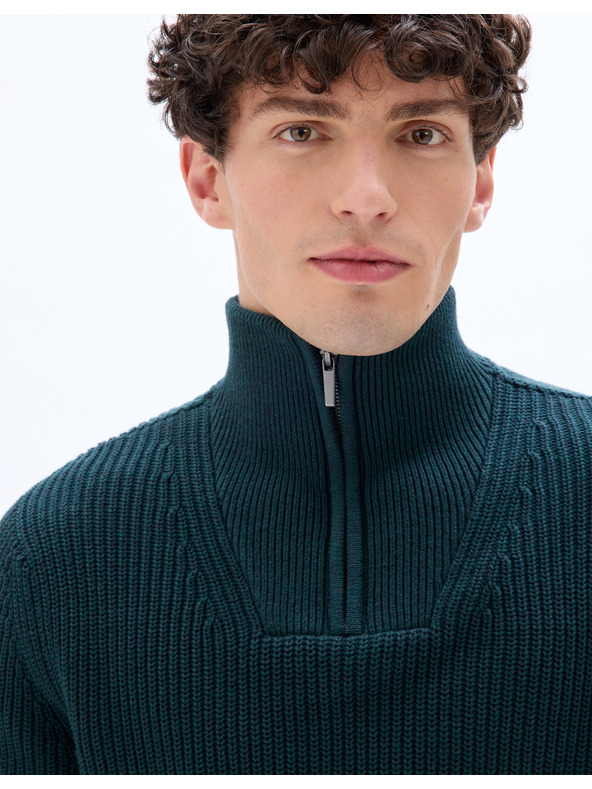 Celio Svetr Metrucker se stojáčkem