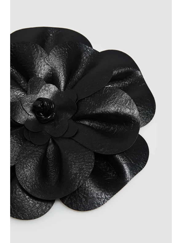Moodo Vázaný pásek s květem černý Moodo