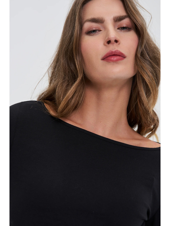 Moodo Přiléhavá černá halenka s dlouhým rukávem Moodo
